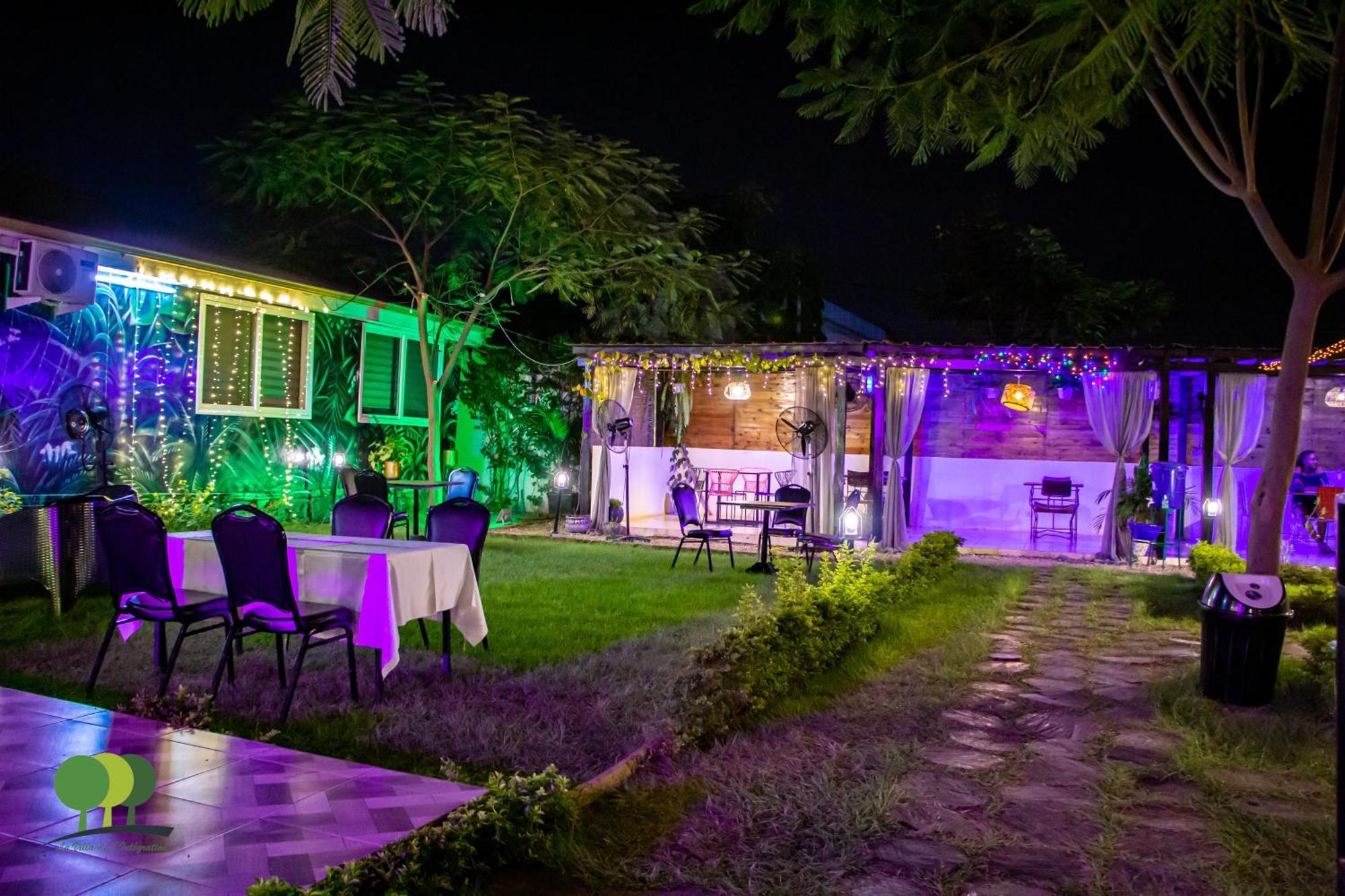 Villa De L'Integration Уаґадуґу Екстер'єр фото